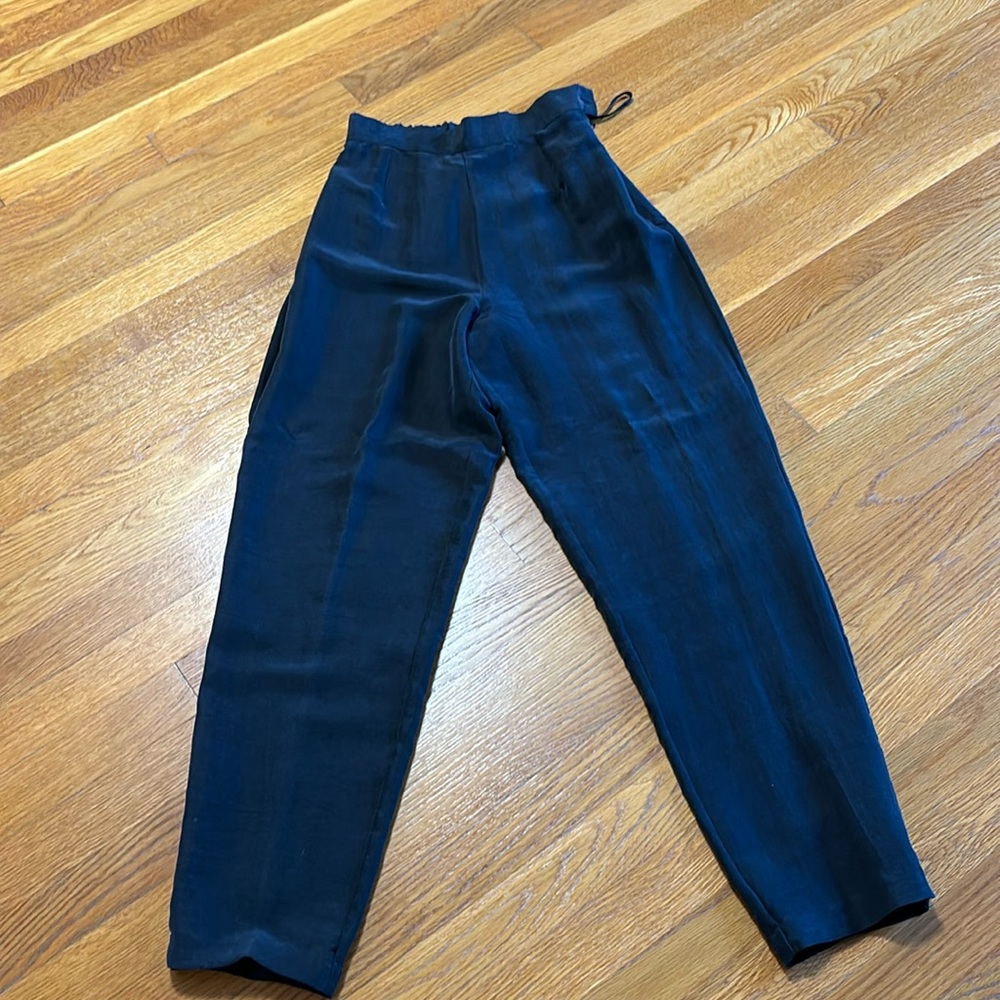 J. Peterman Company women’s silk trousers. Black shantung leg Outlet NWT. Size 4